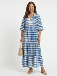 Elegant Diamond Print Maxi Dress with Wide Sleeves and V-Neckline