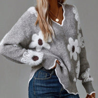 Floral Knit Sweater with V-Neckline and Daisy Print
