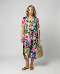 Relaxed Floral Print Linen Midi Dress with V-Neckline and Short Sleeves