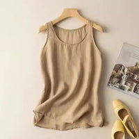 Relaxed Linen Tank Top with Scoop Neck and Raw Hem